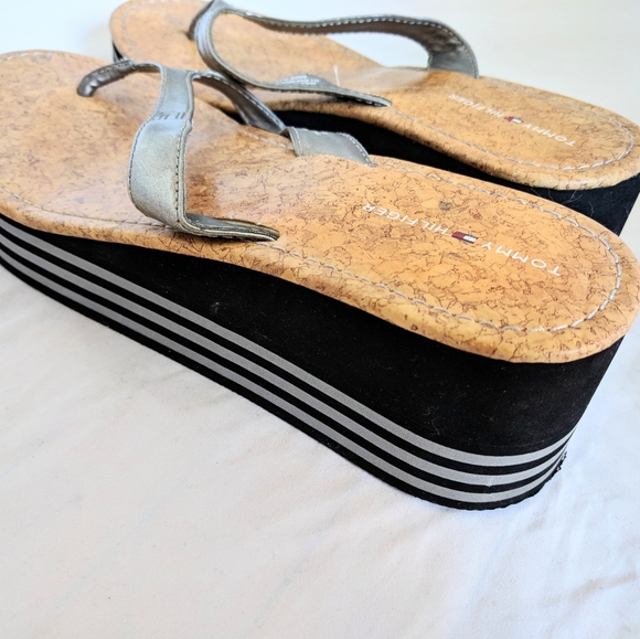TOMMY HILFIGER thong flip-flops - Picture 3 of 4